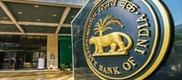 आरबीआई गवर्नर ने स्वास्थ्य बीमा के लिए ऋण की घोषणा, 50,000 रुपये की तरलता की घोषणा की